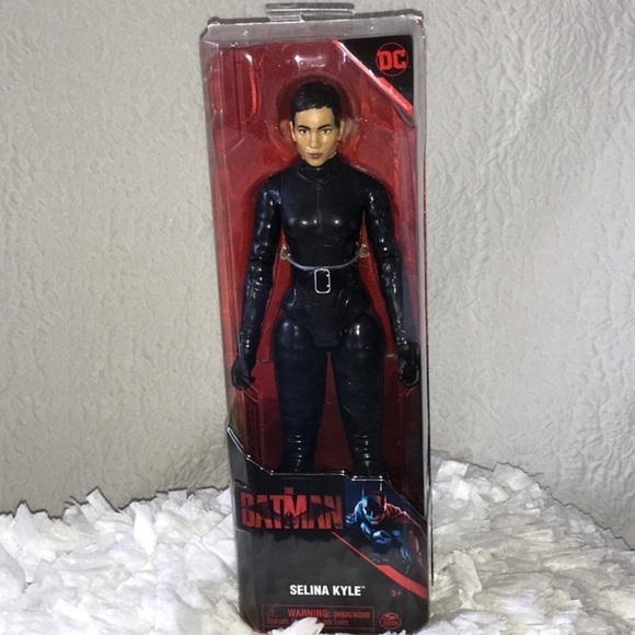 DC Comics The Batman 12" Selina Kyle Action Figure - Picture 3 of 7